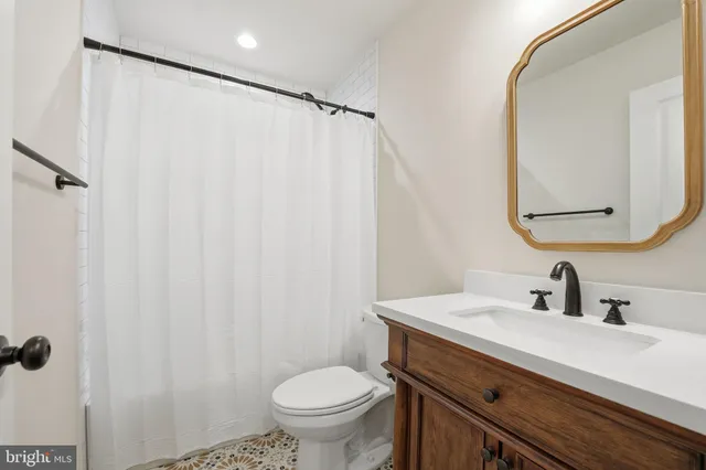 $619,900 | 700 Leeland Road, Fredericksburg, VA 22405