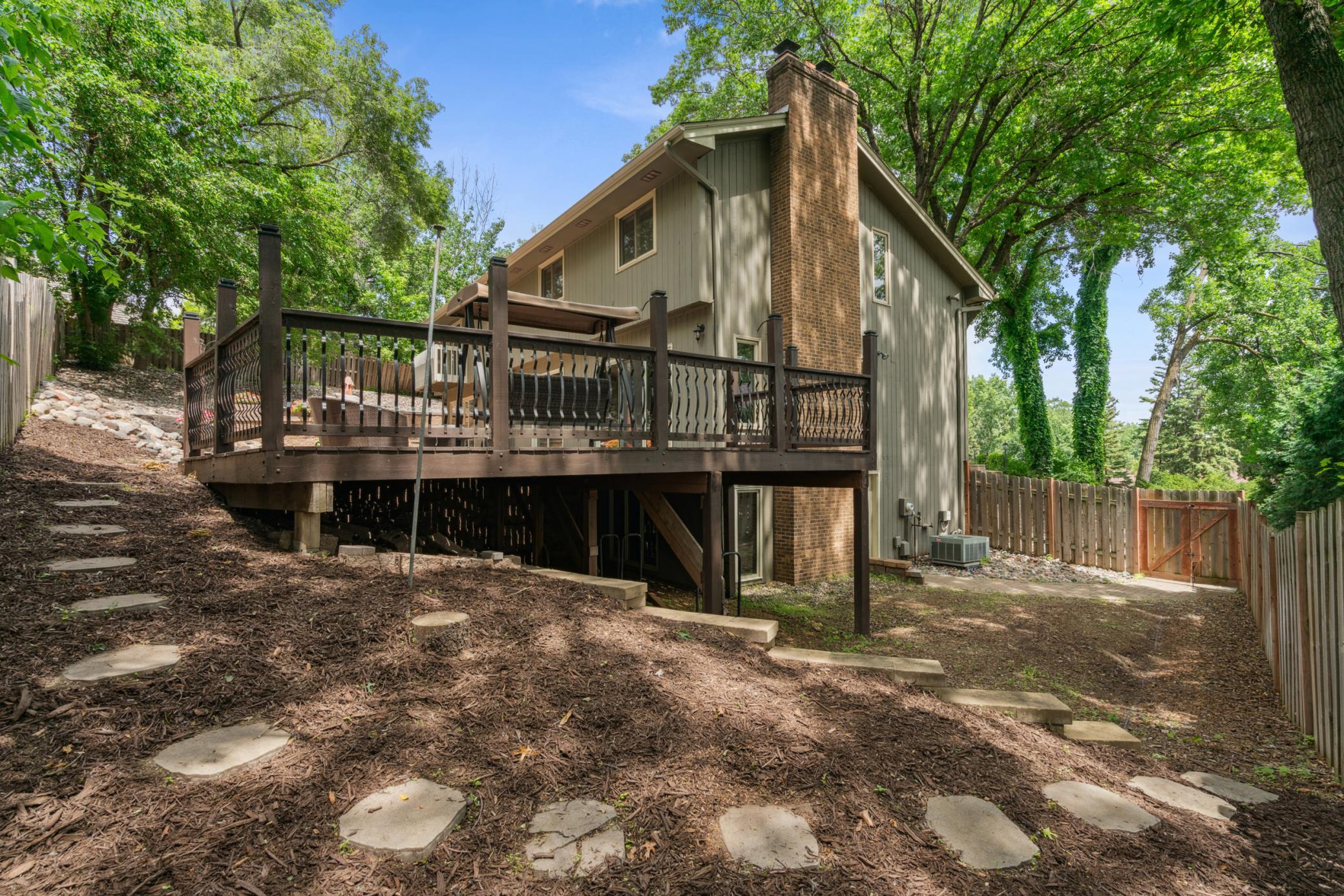 7720 Shaughnessy Road Edina, MN 55439 - Photo 30 of 37