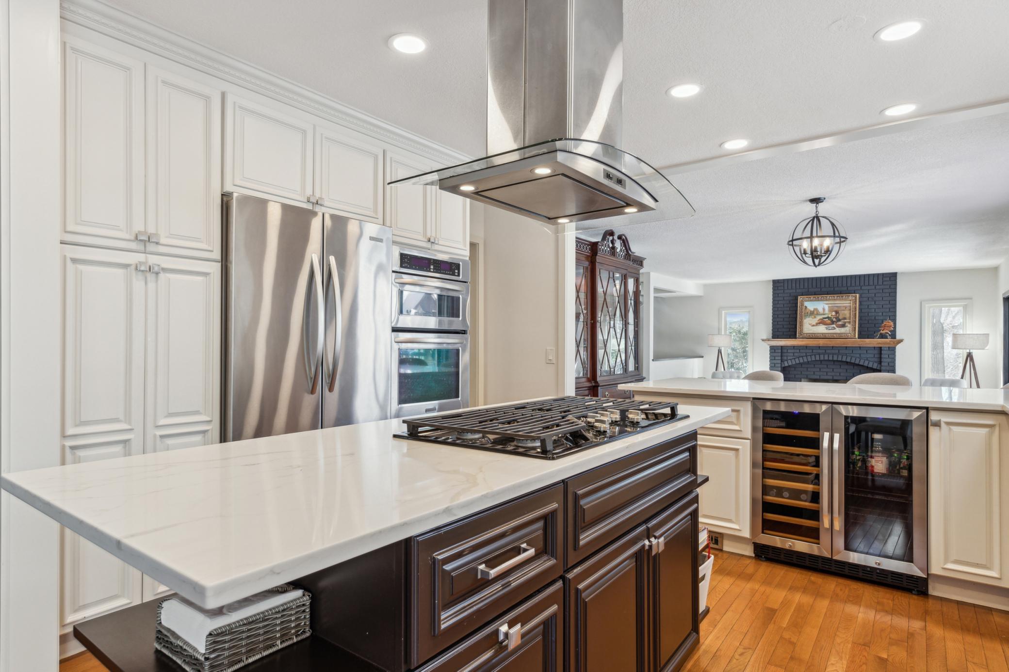 7720 Shaughnessy Road Edina, MN 55439 - Photo 3 of 37