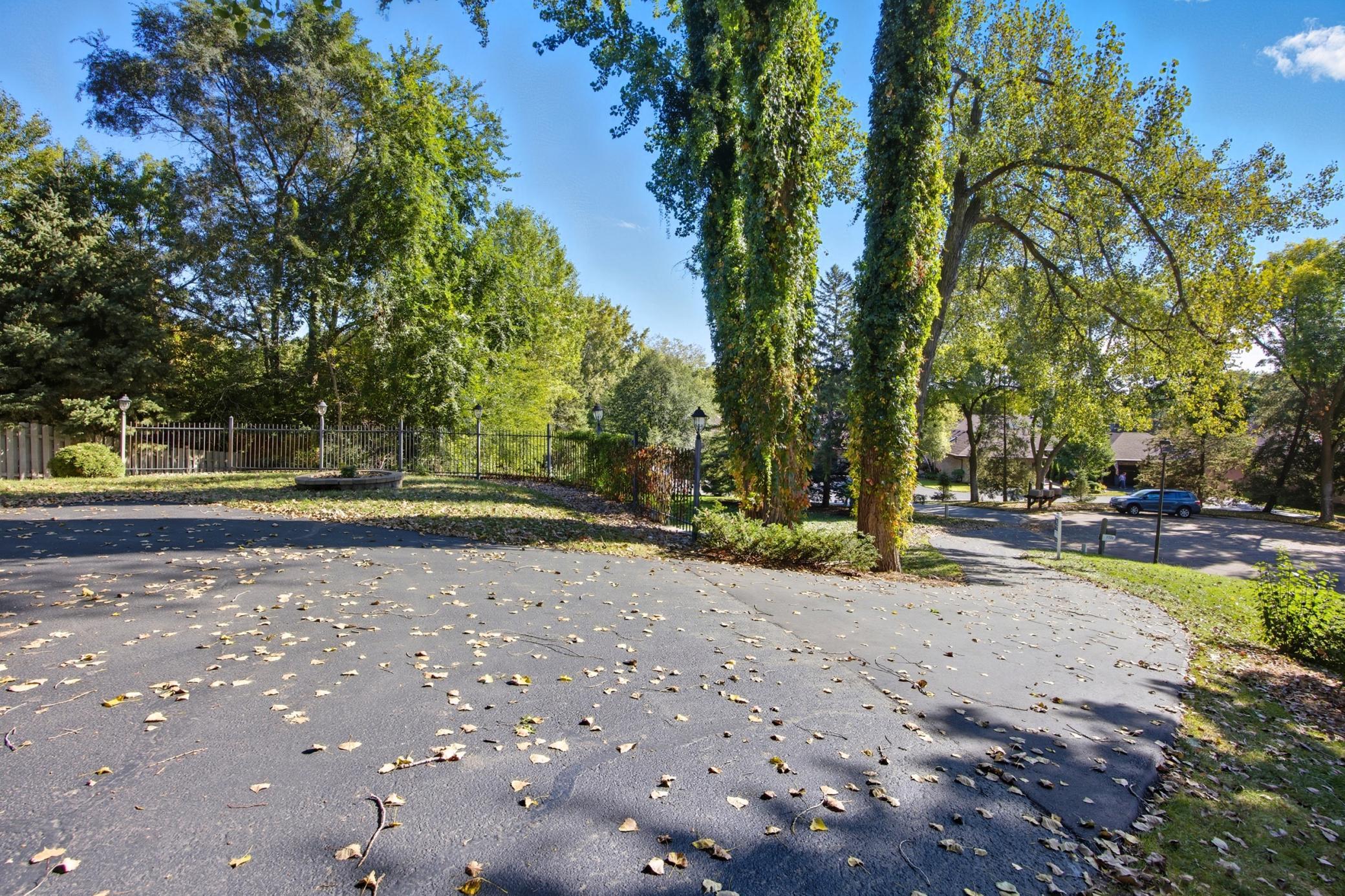 7720 Shaughnessy Road Edina, MN 55439 - Photo 37 of 37