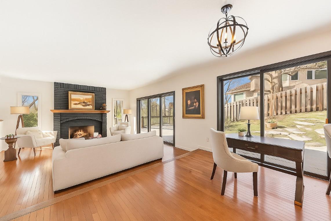 7720 Shaughnessy Road Edina, MN 55439 - Photo 7 of 37