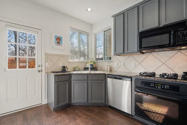 $799,000 | 1819 Village Oak Court, Austin, TX 78704