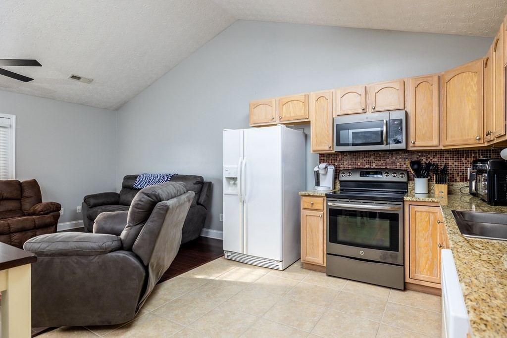 5708 Reece Way Knoxville, TN 37918 - Photo 6 of 40 Gallery Image 6