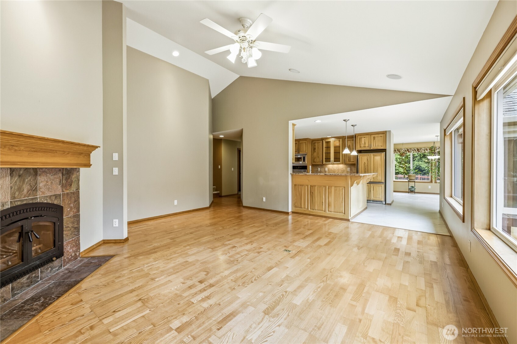 291 Fawn Meadow Road Chimacum, WA 98325 - Photo 10 of 39 Gallery Image 10