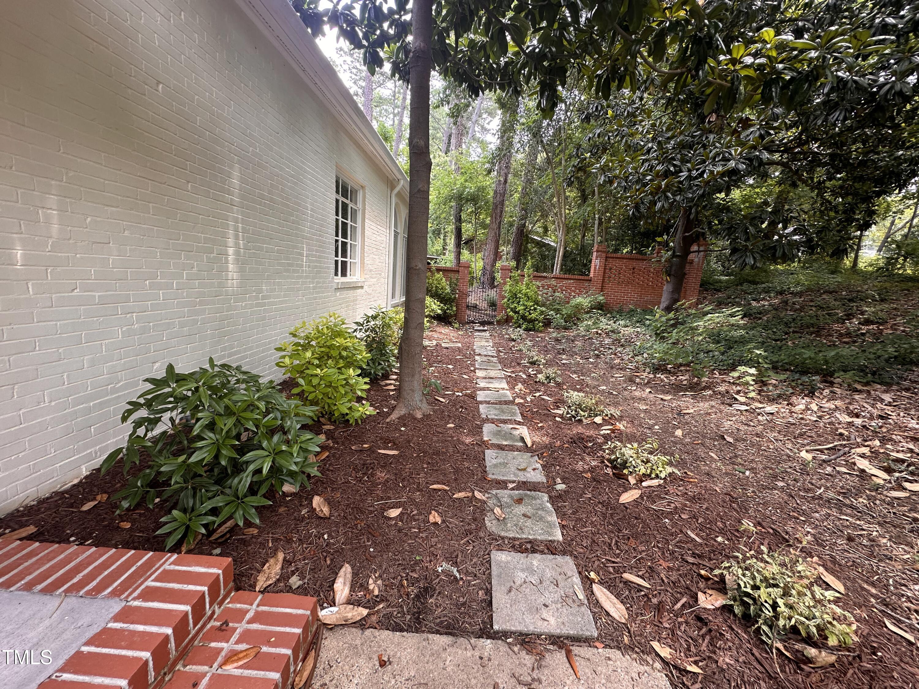 2428 Perkins Road Durham, NC 27705 - Photo 2 of 21 IMG_6214