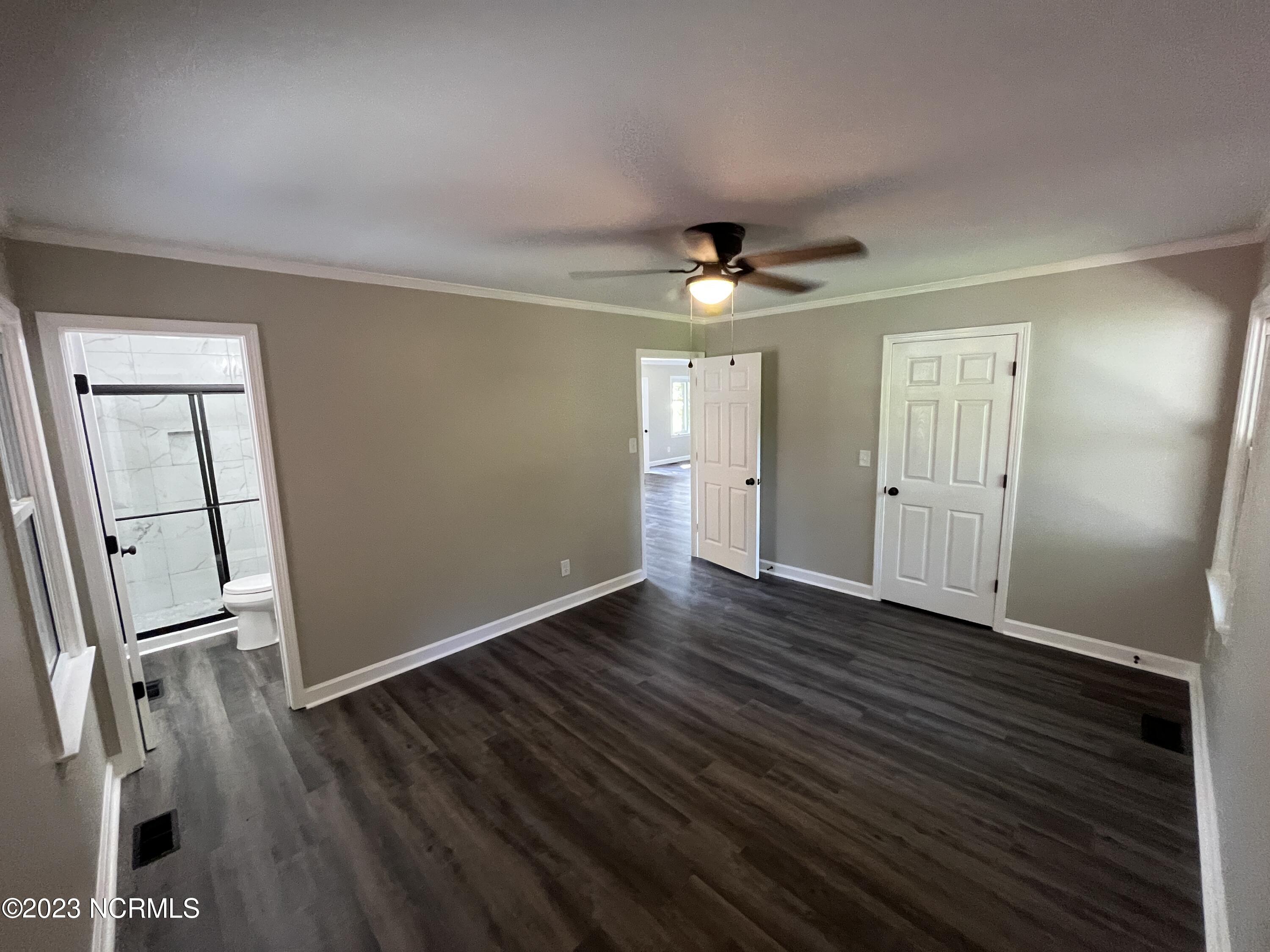 405 Washington Post Road New Bern, NC 28562 - Photo 15 of 28 Master Bedroom