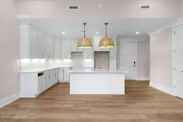 $509,000 | 805 Mulberry Street, Unit 204, Beaufort, NC 28516