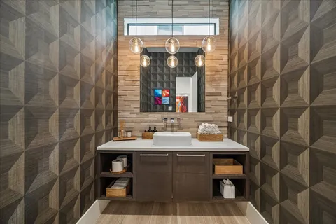 $2,499,000 | 3814 Drake Street, Houston, TX 77005
