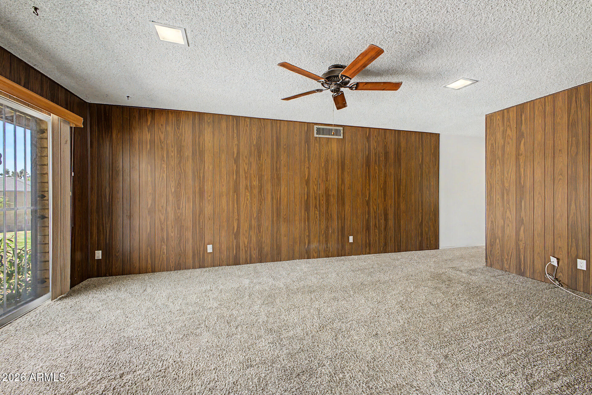 2403 East Del Rio Drive Tempe, AZ 85282 - Photo 19 of 57