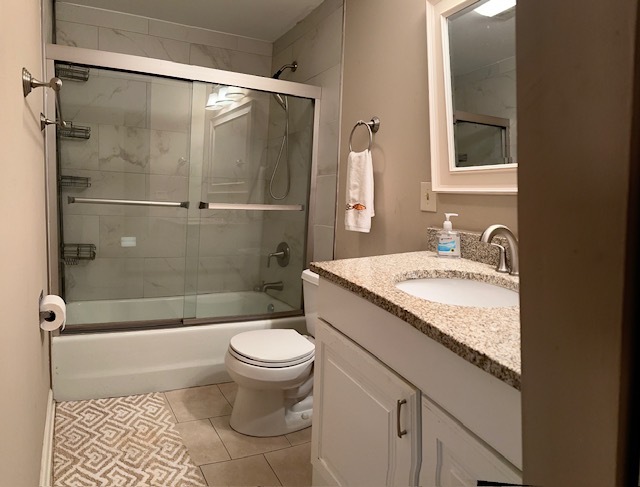 471 Raintree Court, Unit 1D Glen Ellyn, IL 60137 - Photo 12 of 16 Gallery Image 12