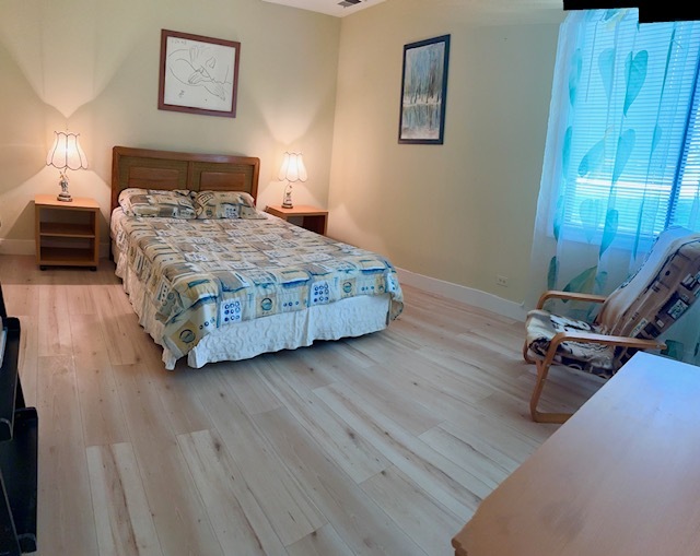 471 Raintree Court, Unit 1D Glen Ellyn, IL 60137 - Photo 10 of 16 Gallery Image 10