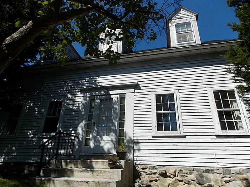 129 Brave Boat Harbor Road Kittery, ME 03905 - Photo 1 of 19 Exterior Front.