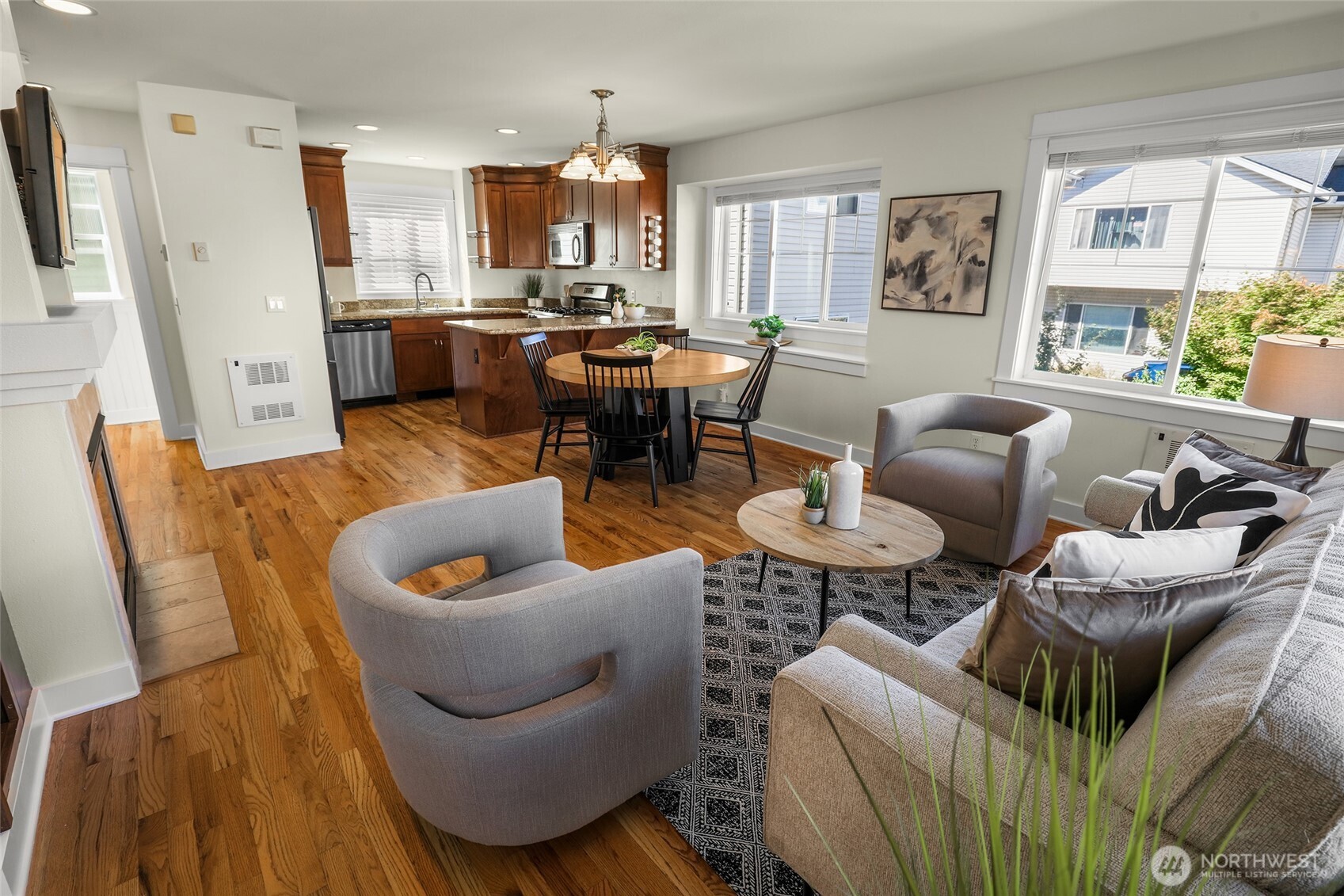 8846 Midvale Avenue North, Unit B Seattle, WA 98103 - Photo 2 of 25 Gallery Image 2