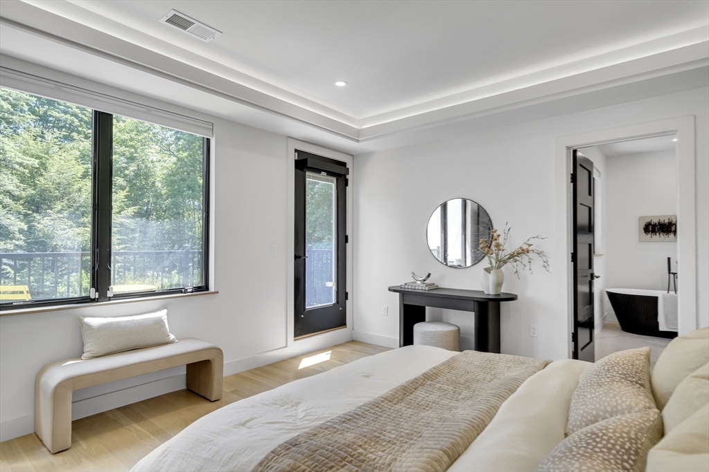 1242 Beacon Street Newton, MA 02468 - Photo 12 of 28