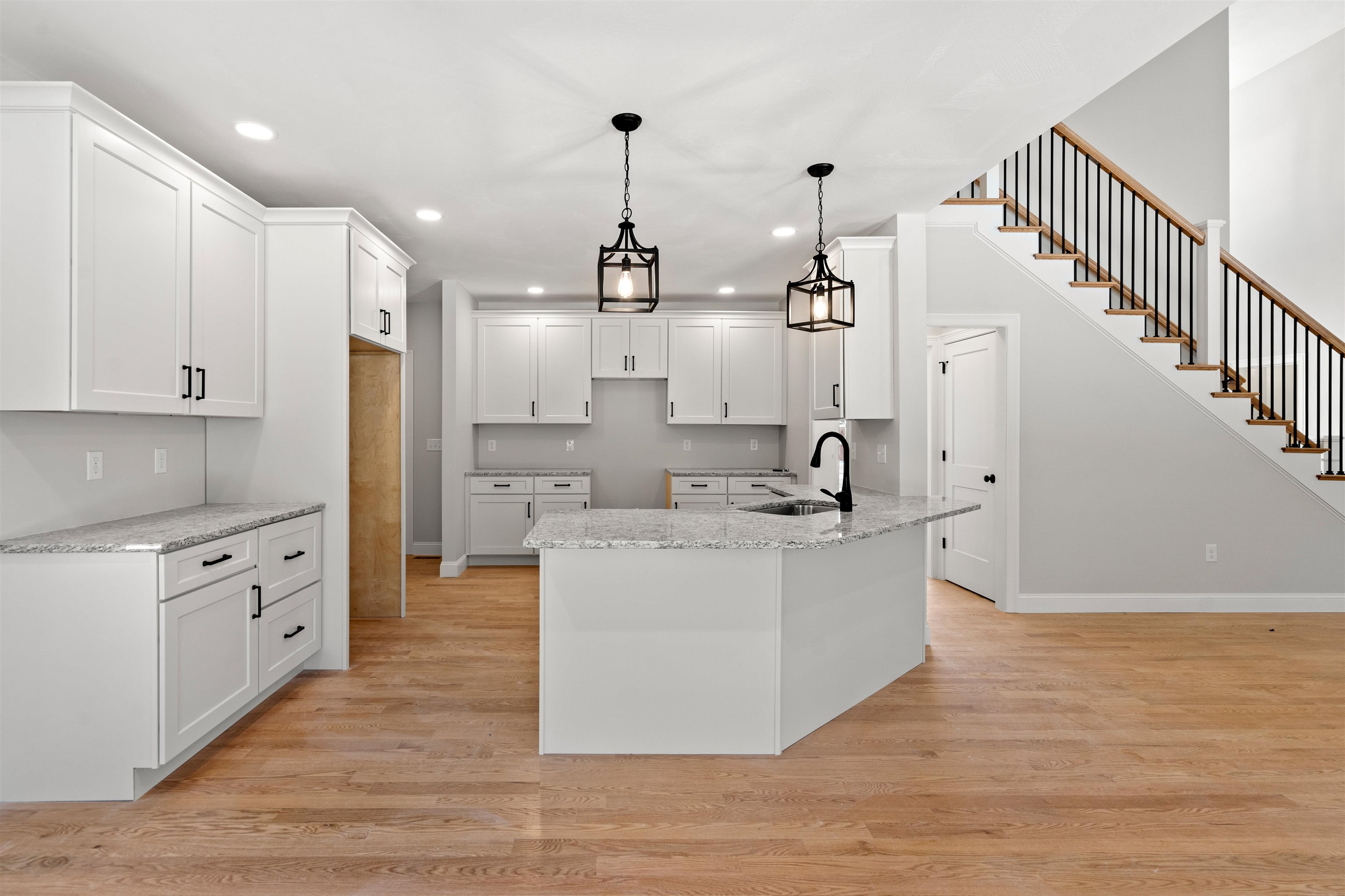 12 Byam Road New Boston, NH 03070 - Photo 7 of 25