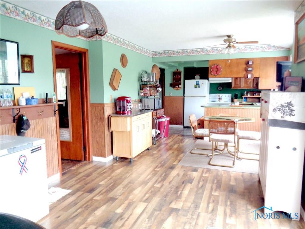3840 West Millgrove Road Risingsun, OH 43457 - Photo 6 of 25 Eat-In Kitchen