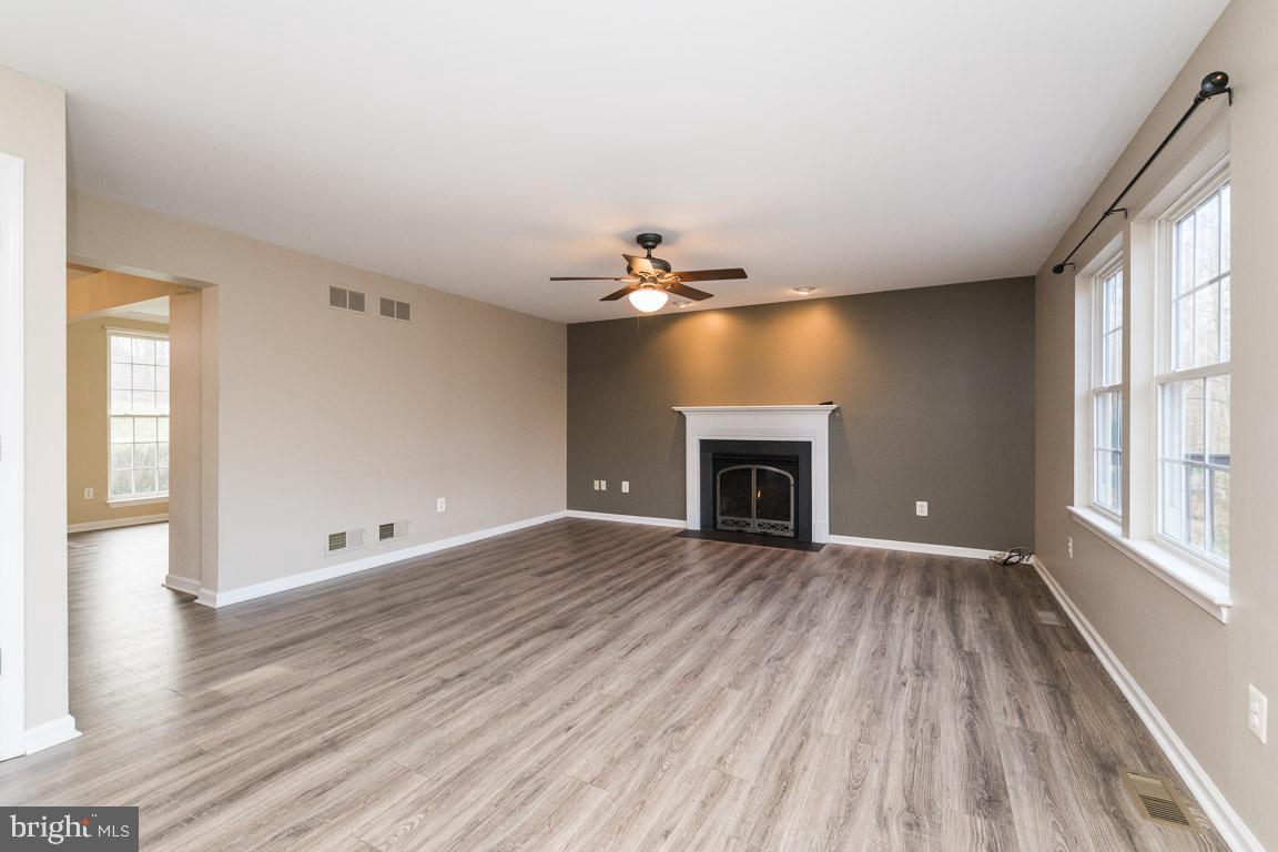 645 Wilmot Ridge Road Westminster, MD 21157 - Photo 14 of 41 GAS FIREPLACE