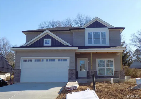 $1,095,000 | 140 West Sarah Avenue, Kirkwood, MO 63122