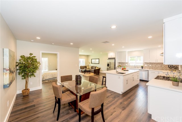 17814 Rhoda Street Encino, CA 91316 - Photo 7 of 53