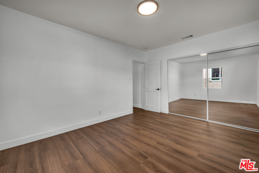 1450 Reeves Street Los Angeles, CA 90035 - Photo 21 of 25