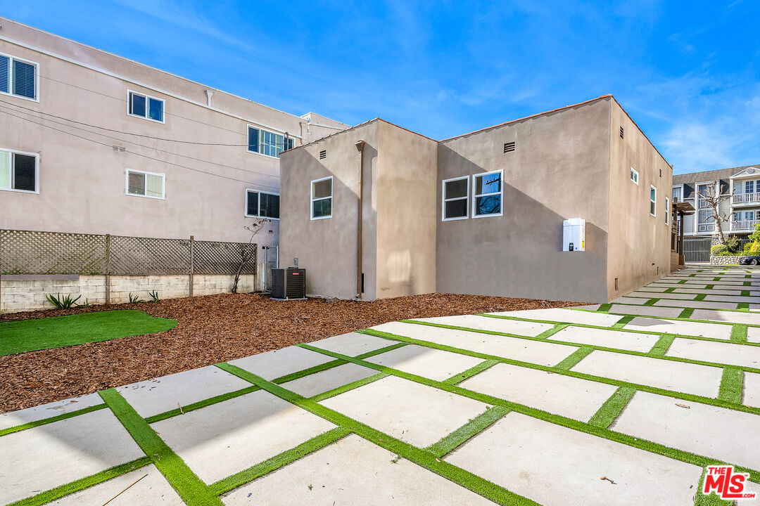 1450 Reeves Street Los Angeles, CA 90035 - Photo 23 of 25