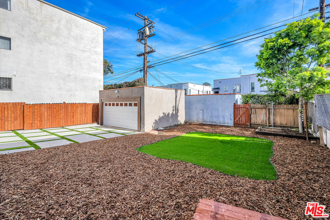 1450 Reeves Street Los Angeles, CA 90035 - Photo 24 of 25