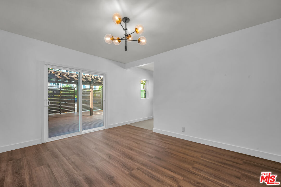 1450 Reeves Street Los Angeles, CA 90035 - Photo 7 of 25