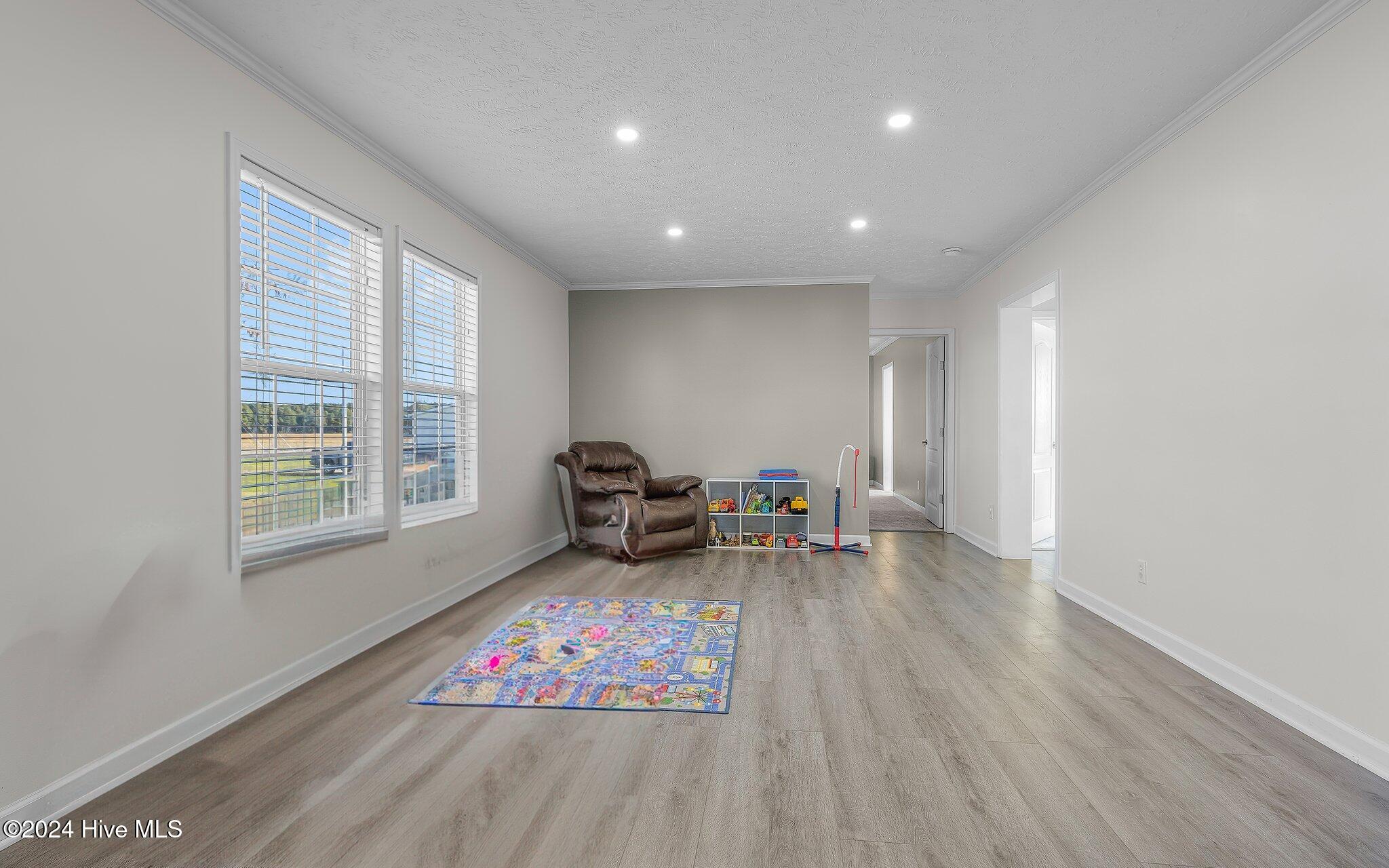 1584 Soundneck Road Elizabeth City, NC 27909 - Photo 13 of 30 16-web-or-mls-7X2A0172