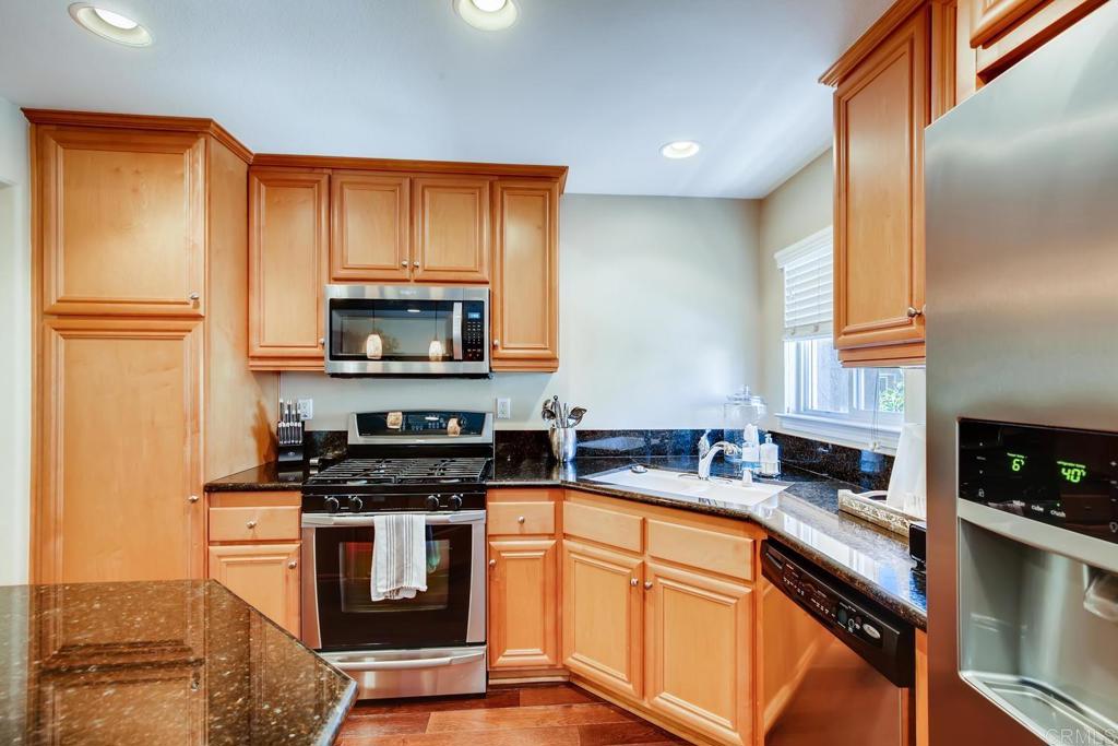 4036 Aidan Circle Carlsbad, CA 92008 - Photo 6 of 12