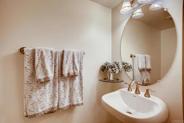 $4,700 | 4036 Aidan Circle, Carlsbad, CA 92008