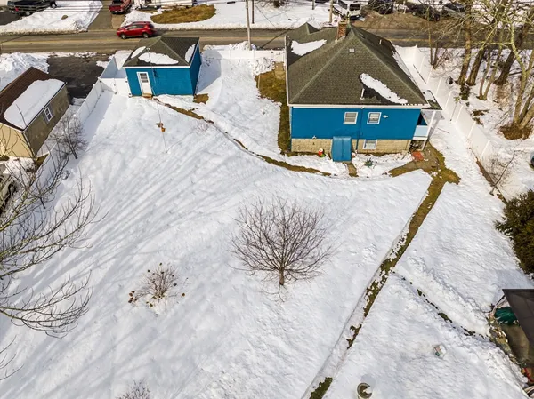 $459,900 | 992 Lees River Avenue, Somerset, MA 02726