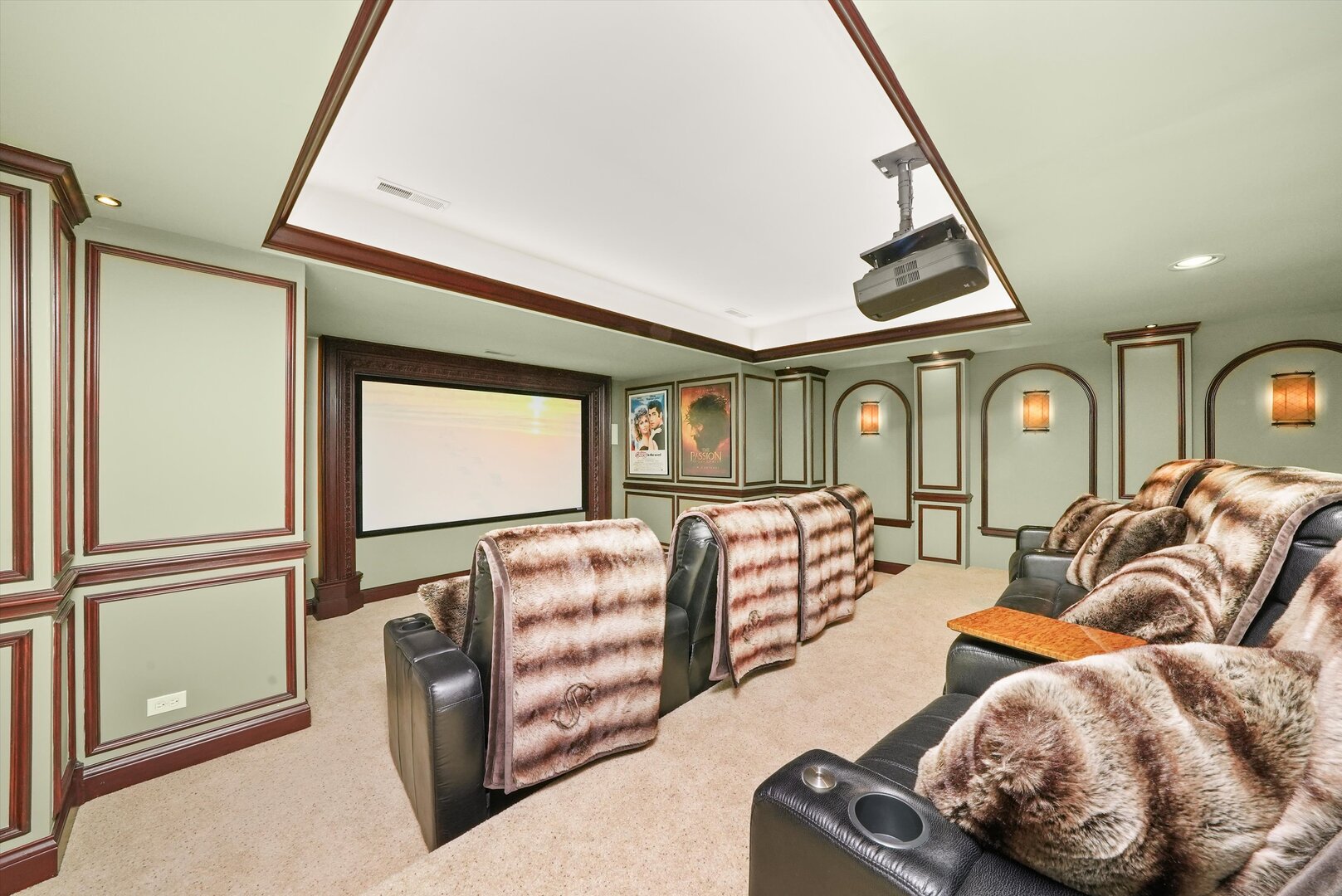 80 Geneva Court Inverness, IL 60010 - Photo 29 of 62 a living room with furniture a ceiling fan and a window