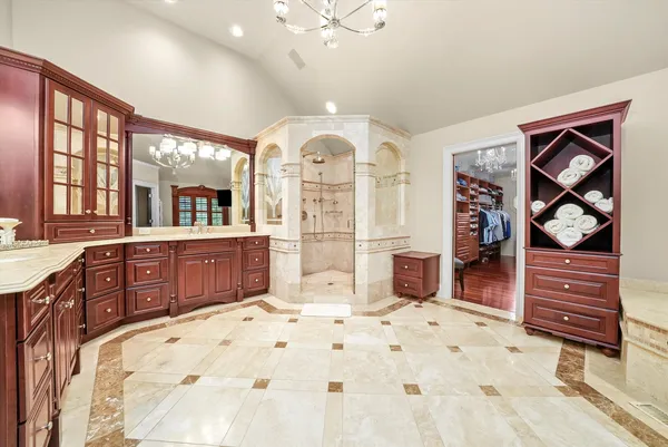 $2,500,000 | 80 Geneva Court, Inverness, IL 60010