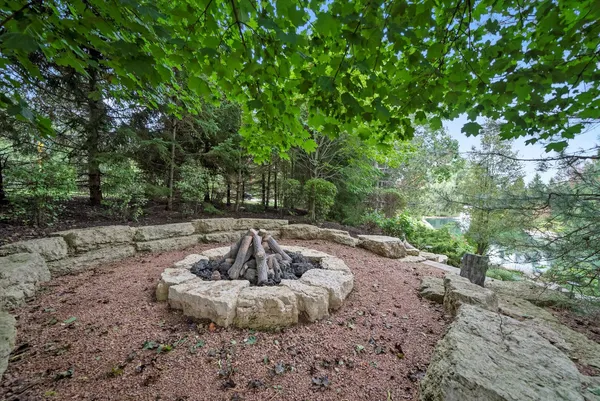 $2,500,000 | 80 Geneva Court, Inverness, IL 60010