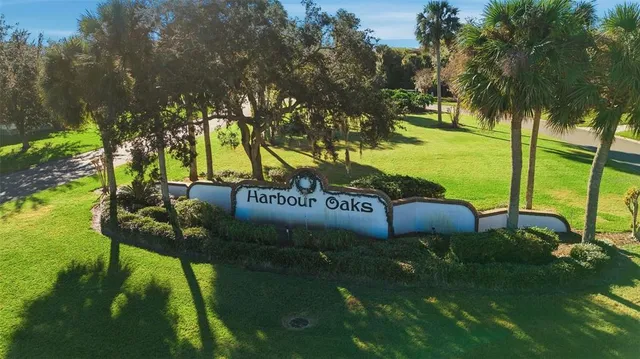 $550,000 | 1710 Woodside Court, Kissimmee, FL 34744