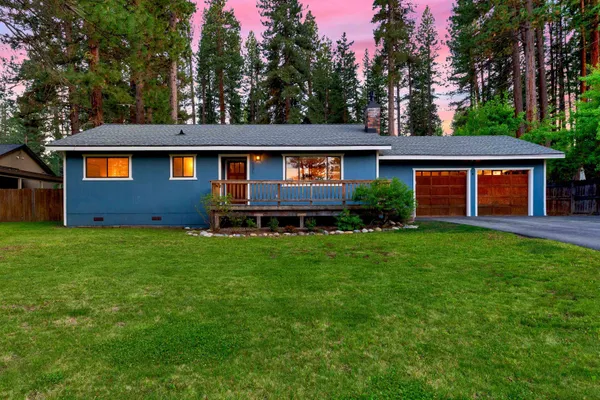 $955,000 | 10895 Jeffery Pine Road, Truckee, CA 96161