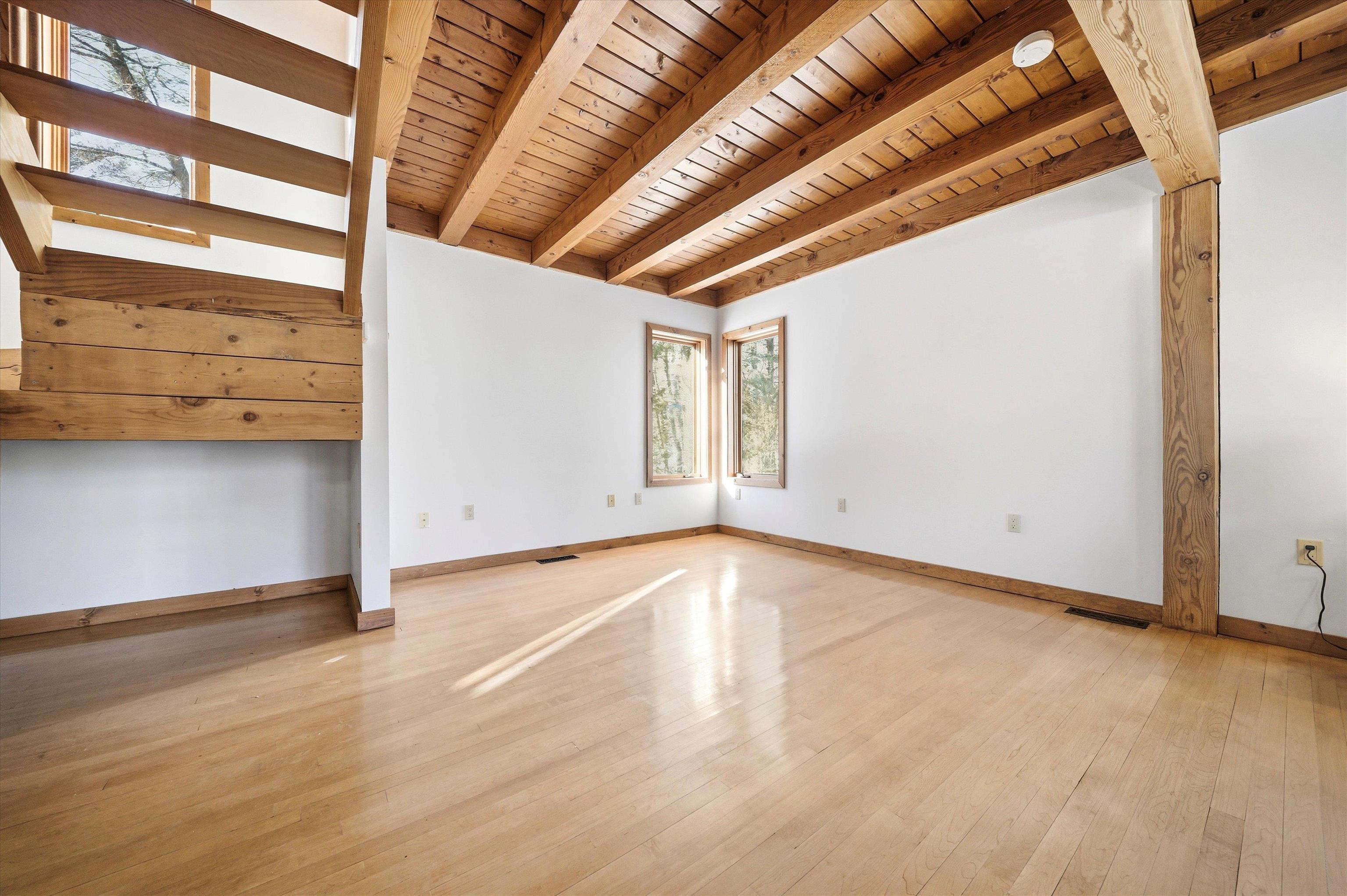 105 Middle Road Brentwood, NH 03833 - Photo 22 of 47