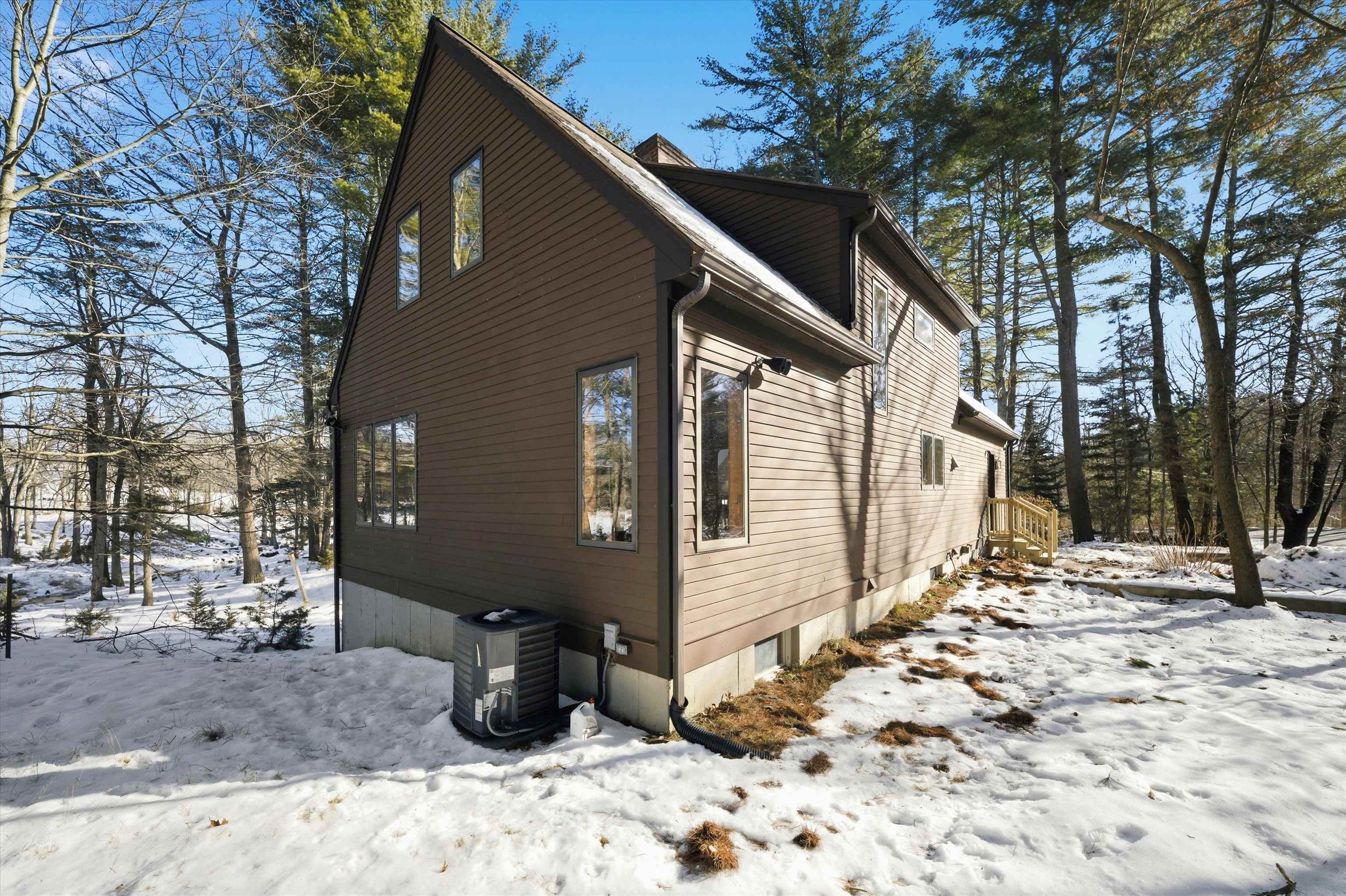 105 Middle Road Brentwood, NH 03833 - Photo 36 of 47