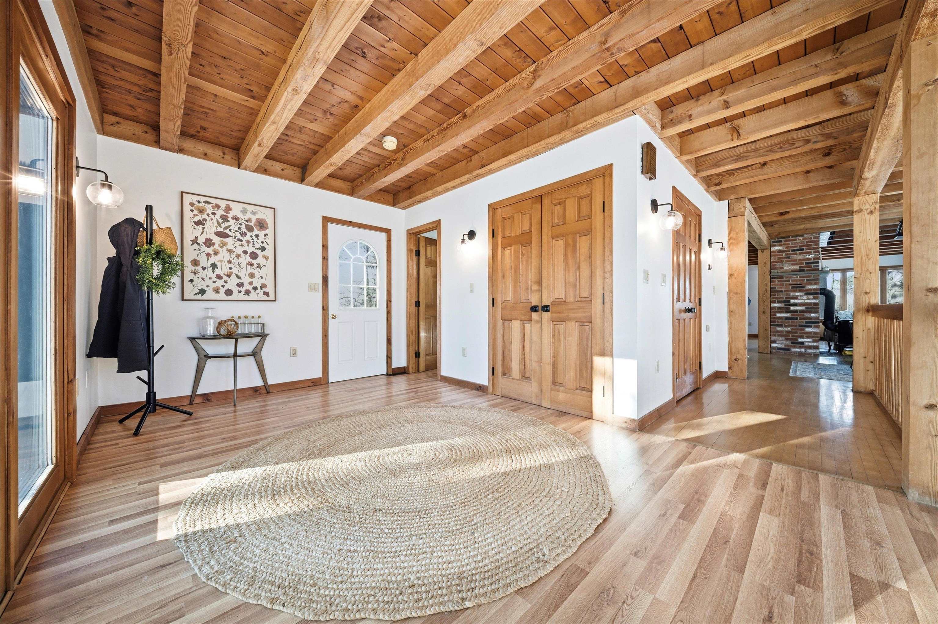 105 Middle Road Brentwood, NH 03833 - Photo 6 of 47