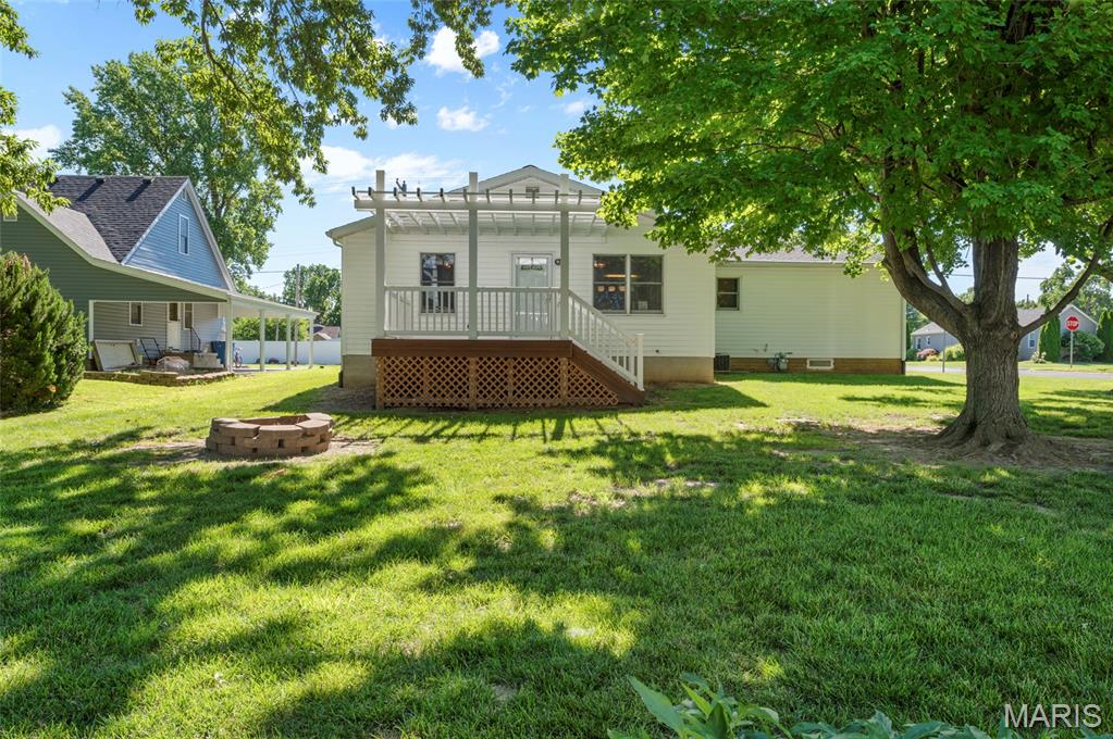 501 Jacob Street St. Jacob, IL 62281 - Photo 4 of 33