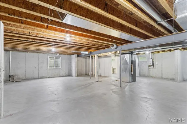$255,000 | 2664 Shorewood Drive, Florissant, MO 63031