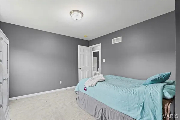 $255,000 | 2664 Shorewood Drive, Florissant, MO 63031