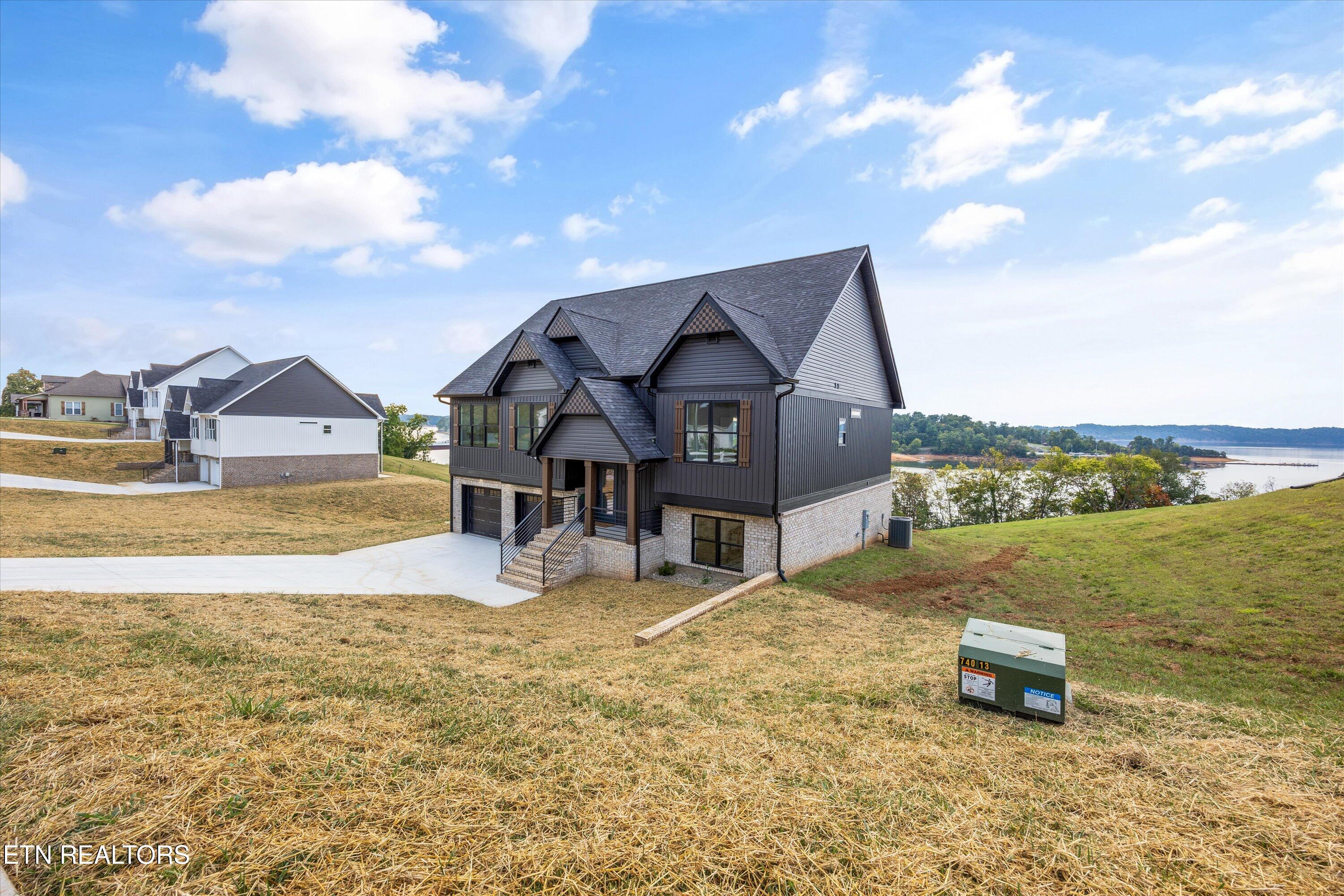 411 Hampton Way Dandridge, TN 37725 - Photo 3 of 50 03-411 Hampton Wy 03