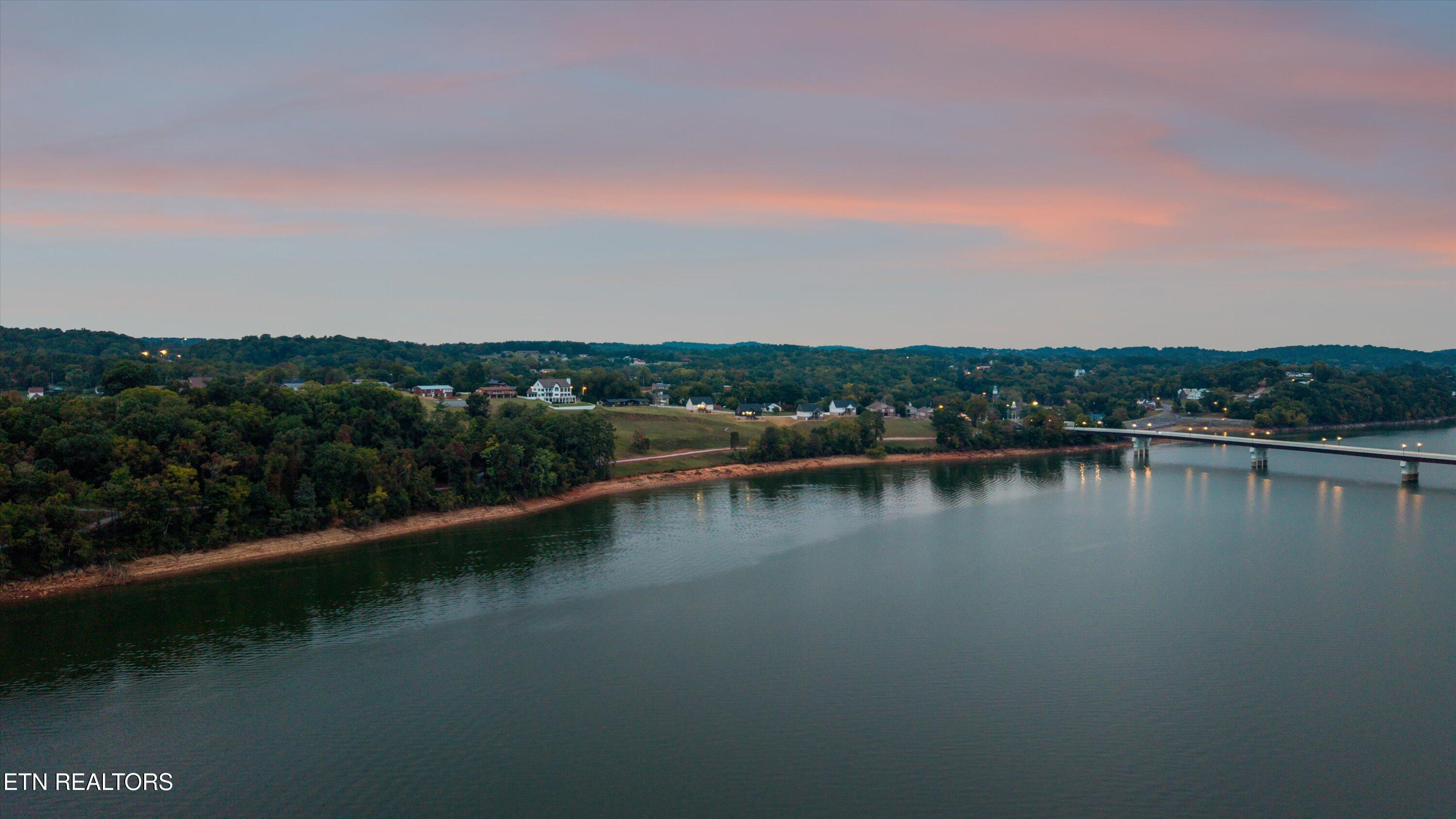 411 Hampton Way Dandridge, TN 37725 - Photo 48 of 50 50-411 Hampton Wy Twlilight-10