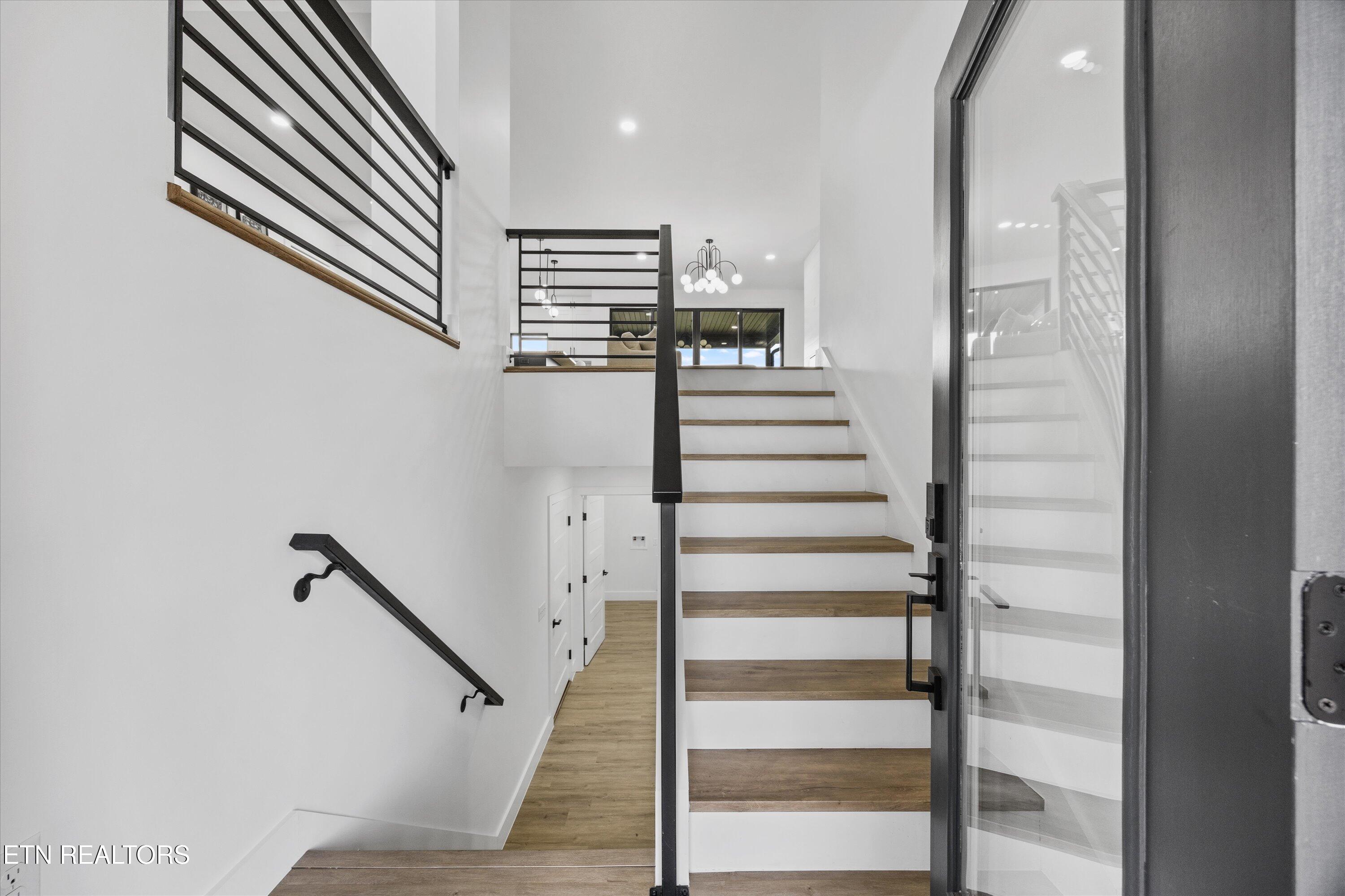 411 Hampton Way Dandridge, TN 37725 - Photo 7 of 50 04-411 Hampton Wy 04