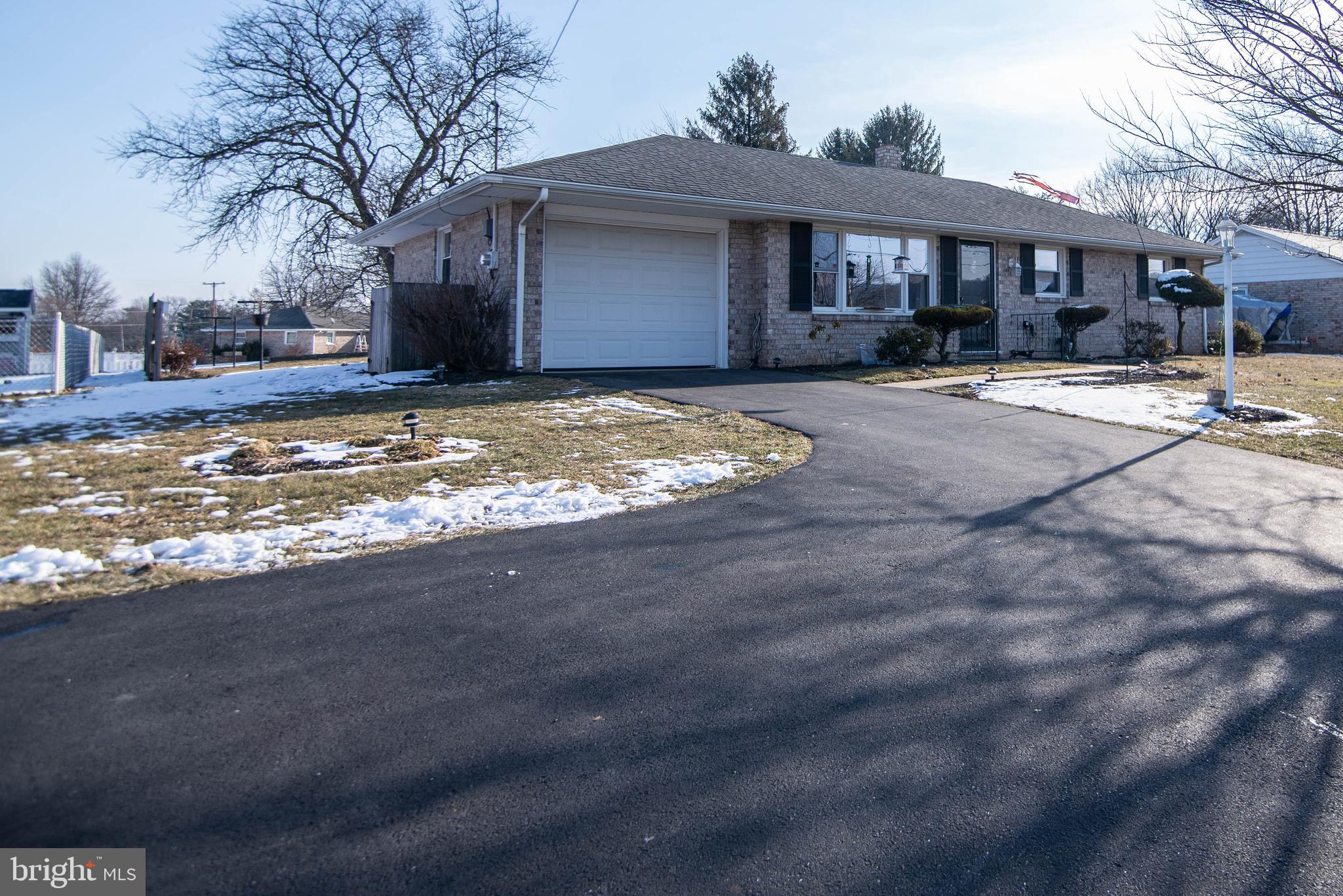 205 Kendale Road Red Lion, PA 17356 - Photo 6 of 34 Gallery Image 6