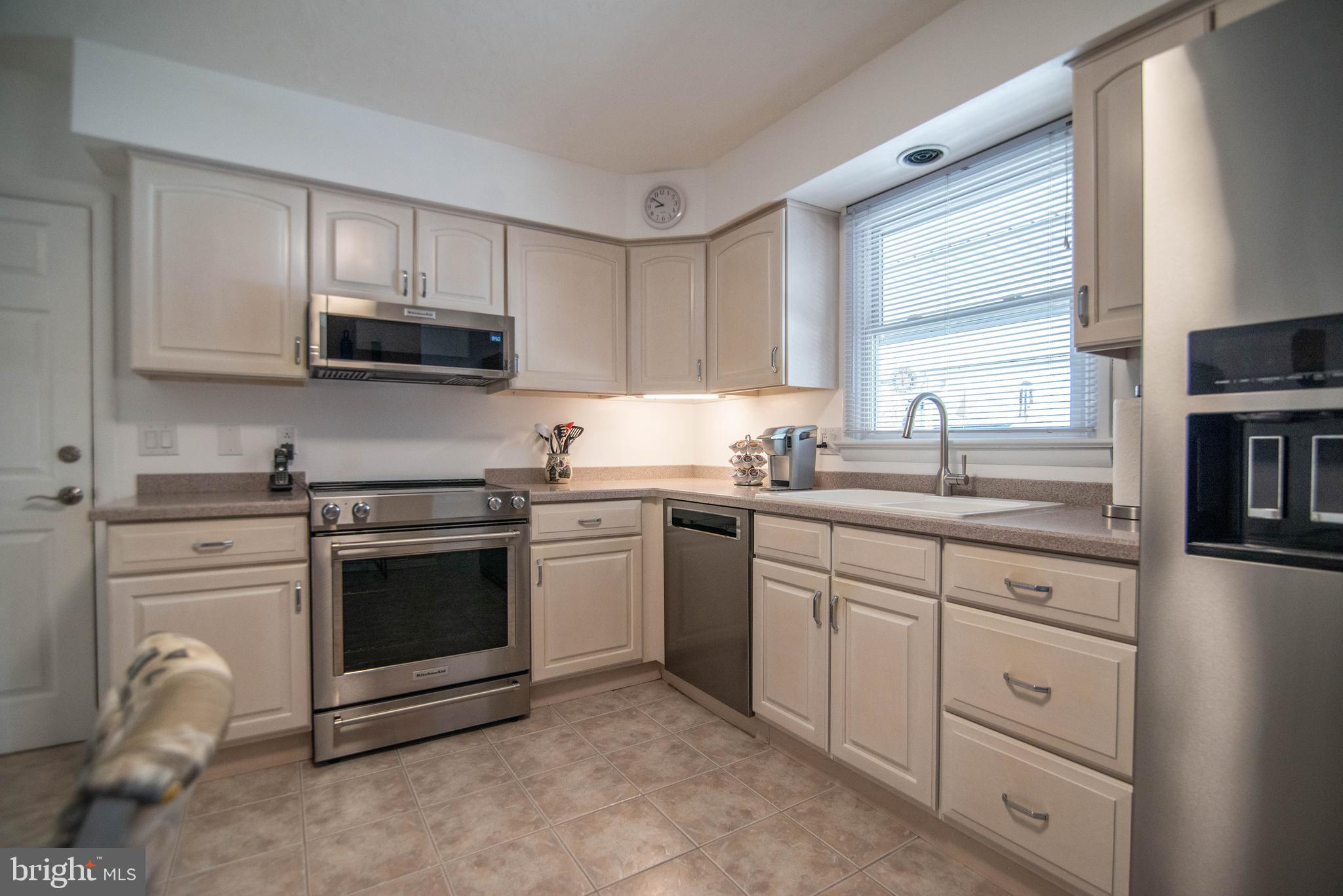 205 Kendale Road Red Lion, PA 17356 - Photo 8 of 34 Gallery Image 8