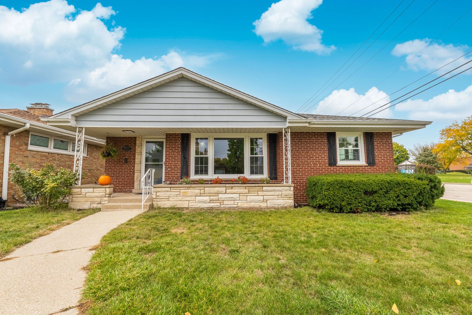 8000 Country Club Lane North Riverside, IL 60546 - Photo 3 of 41 a front view of house with yard and green space