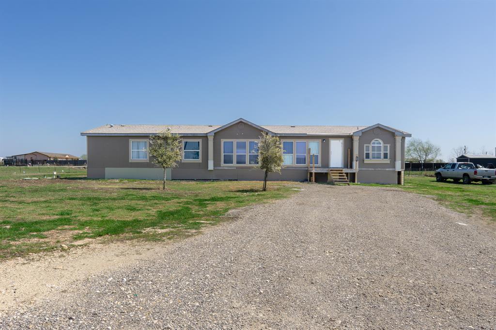 103 Cloudberry Lane Elgin, TX 78621 - Photo 1 of 18