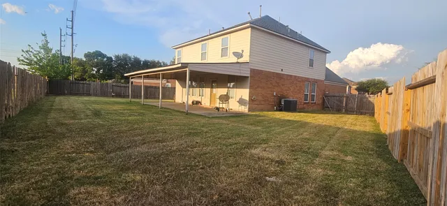 $299,899 | 19550 Clevera Walk Lane, Houston, TX 77084